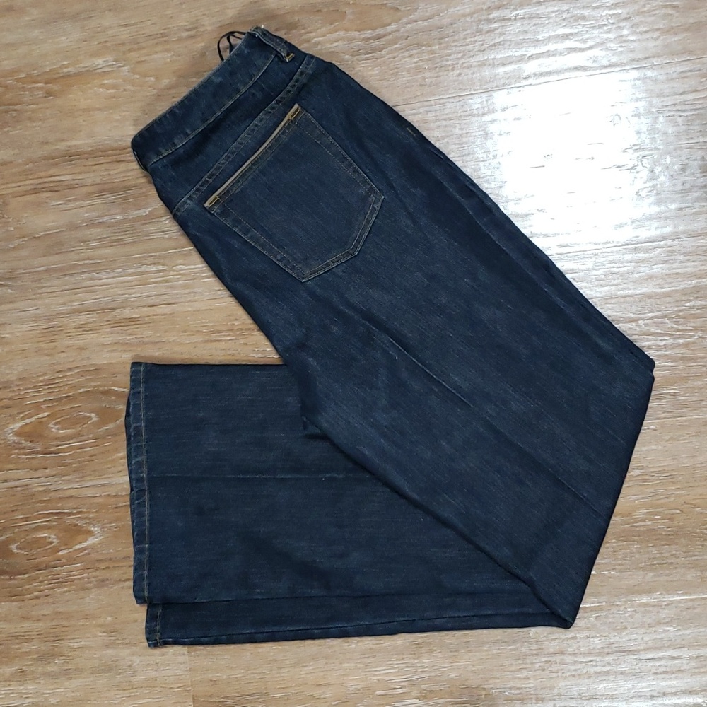 (12) Jones New York 32" Waist Bootcut Flare Leg Dark Wash Classy Contemporary